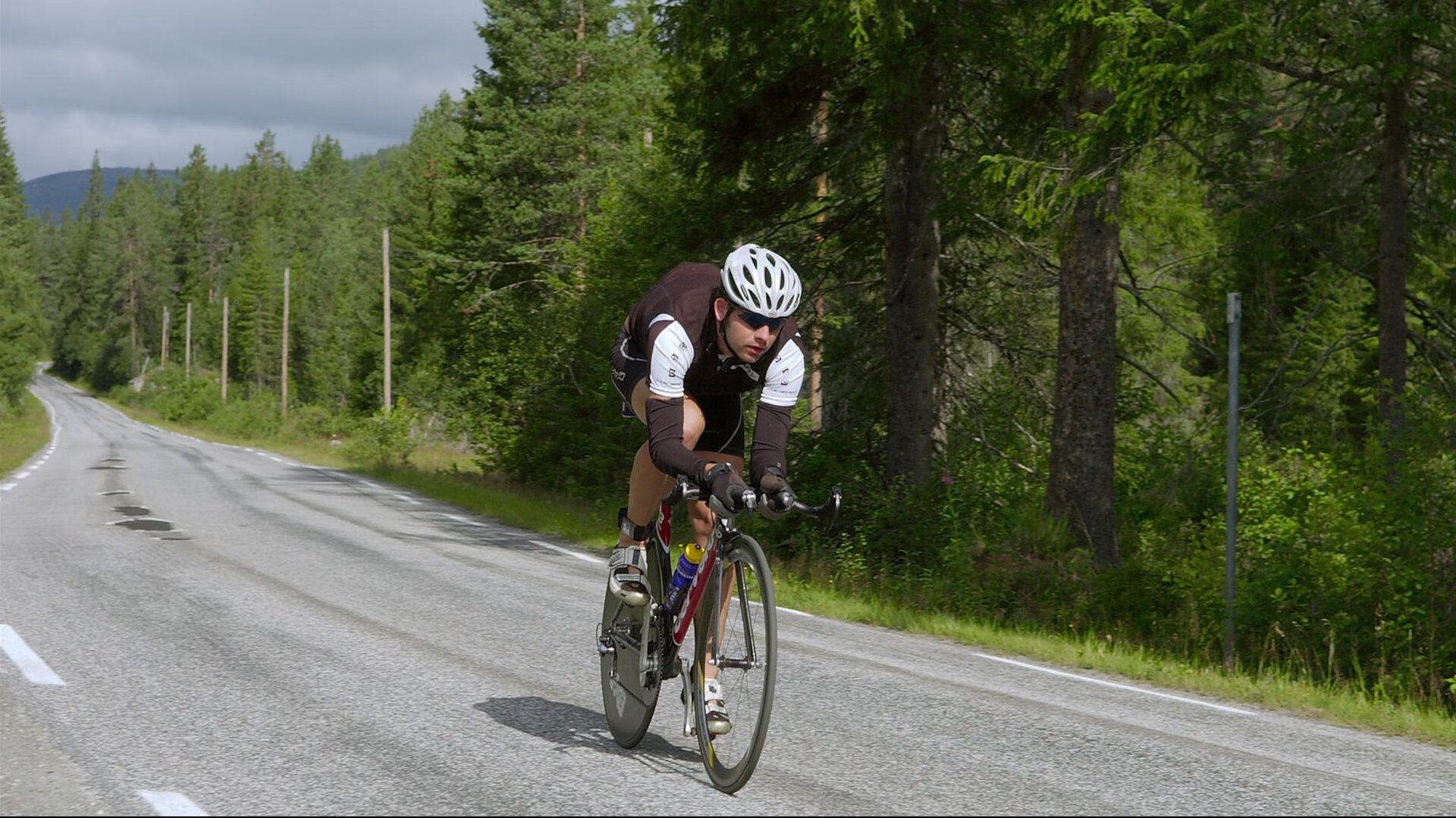 哈兰德迎来二十赛季出色发挥，TL观众热烈欢呼！赢得满堂喝彩